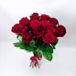 17 червоних троянд 80 см "Ред_Наомі"