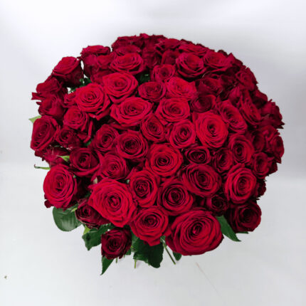 77 червоних троянд 80 см "Ред_Наомі"