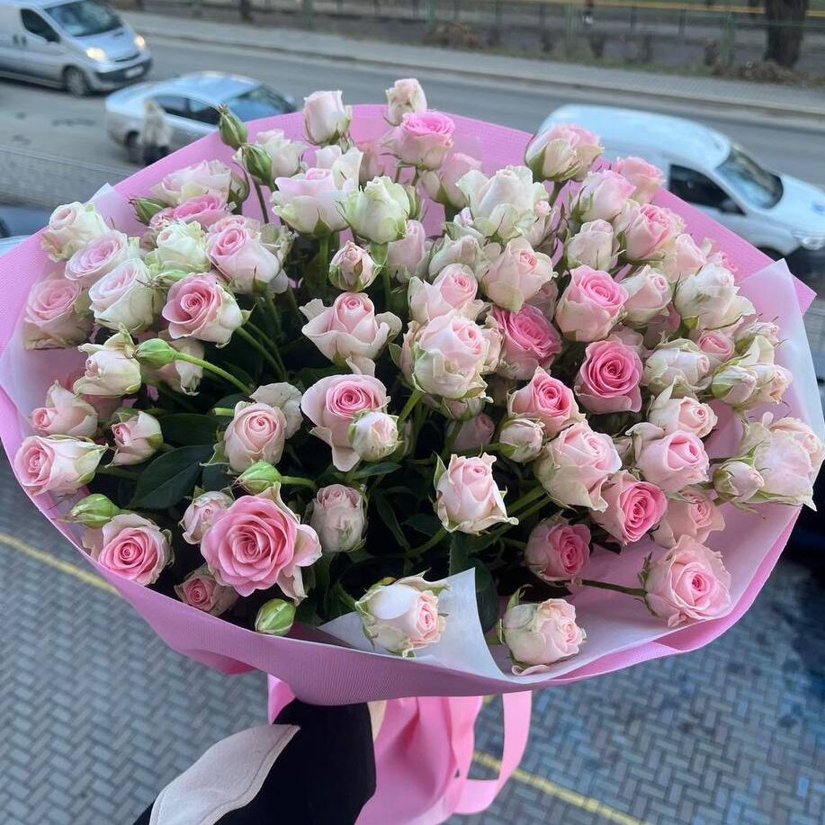 Букет Гуд Муд Букет рожевих троянд у ніжній упаковці