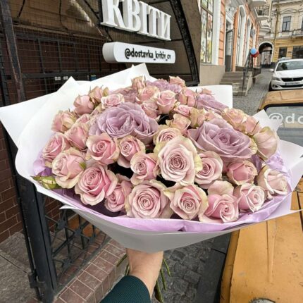 Букет мікс троянд