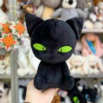 М'яка чорна іграшка кота з зеленими очима